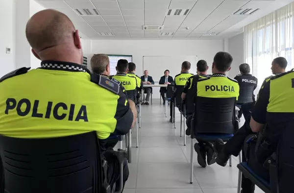 El Ayuntamiento presenta la nueva campaña de ‘Vacaciones Seguras’