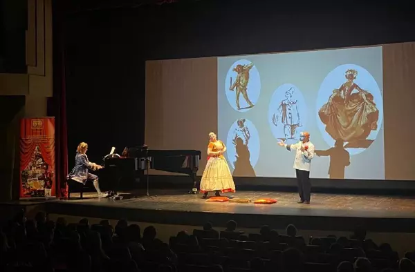 La Ópera se acerca a los vecinos de Majadahonda saliendo a la calle en su Día Mundial