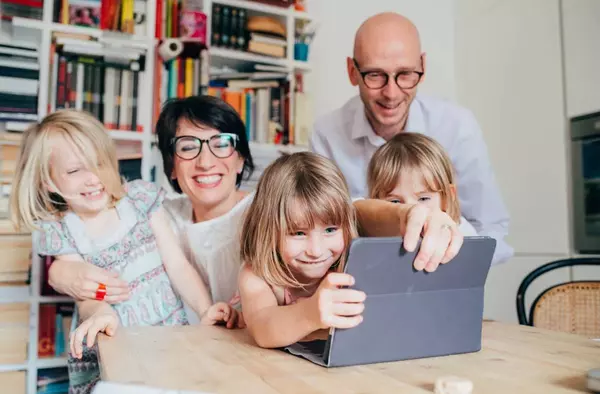 La renovación automática del título de familia numerosa se extenderá hasta los 26 años