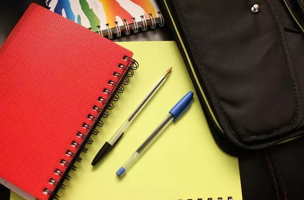 El Centro de día de Majadahonda inicia una recogida de material escolar