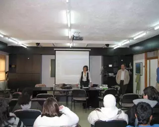 El CAID de Majadahonda imparte un ciclo de conferencias en los centros de secundaria  para prevenir el consumo de drogas entre los jóvenes
