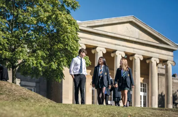 Estudiar en el extranjero: vuelve la Feria de Colegios del Reino Unido, con Masterclass online gratuita previa