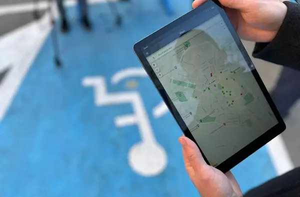 Majadahonda implementa una App gratuita que facilita el aparcamiento a las personas con movilidad reducida