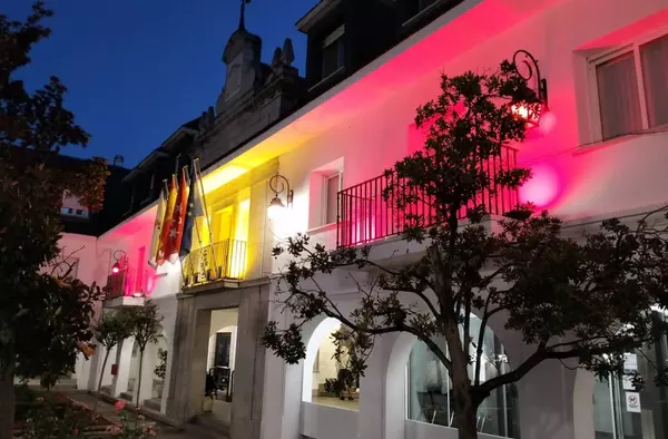 Majadahonda rinde homenaje este sábado a la Bandera de España en el Día de la Fiesta Nacional 