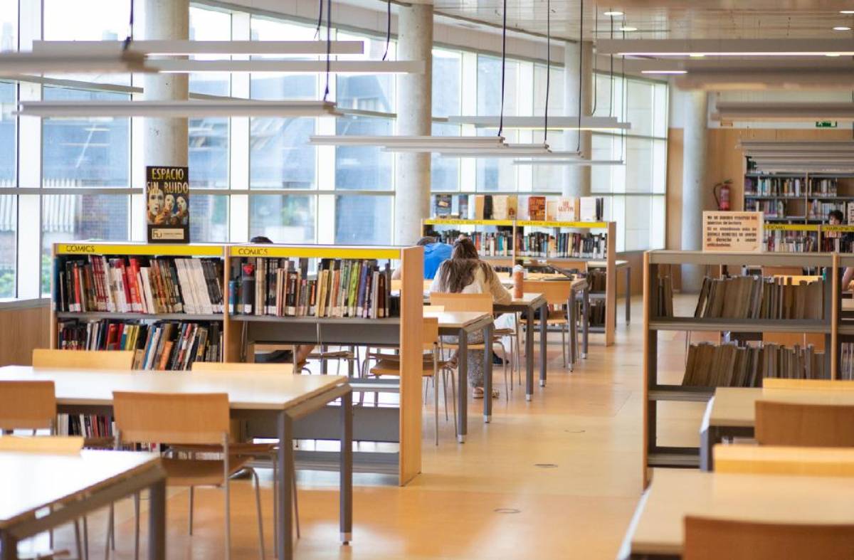 La Biblioteca Municipal de Majadahonda amplía su horario para que los estudiantes preparen sus exámenes 