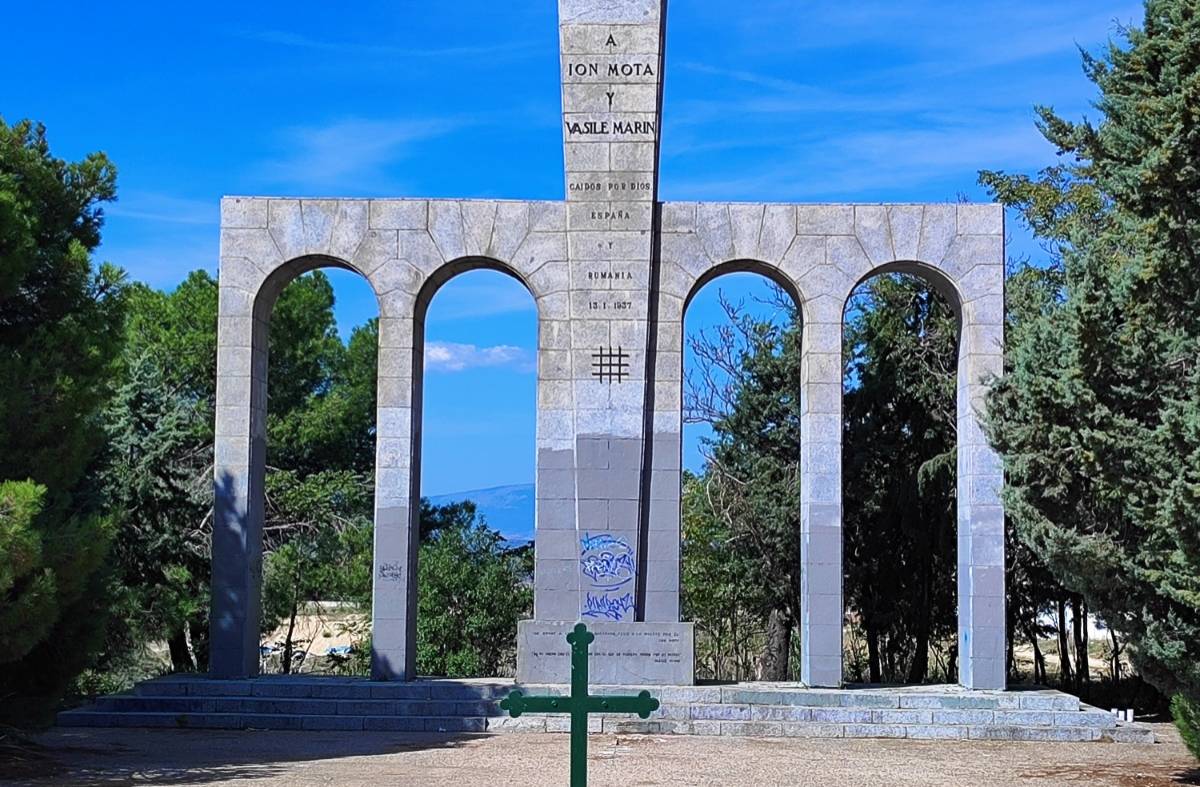 El PCE e IU denuncian un homenaje a figuras fascistas en Majadahonda