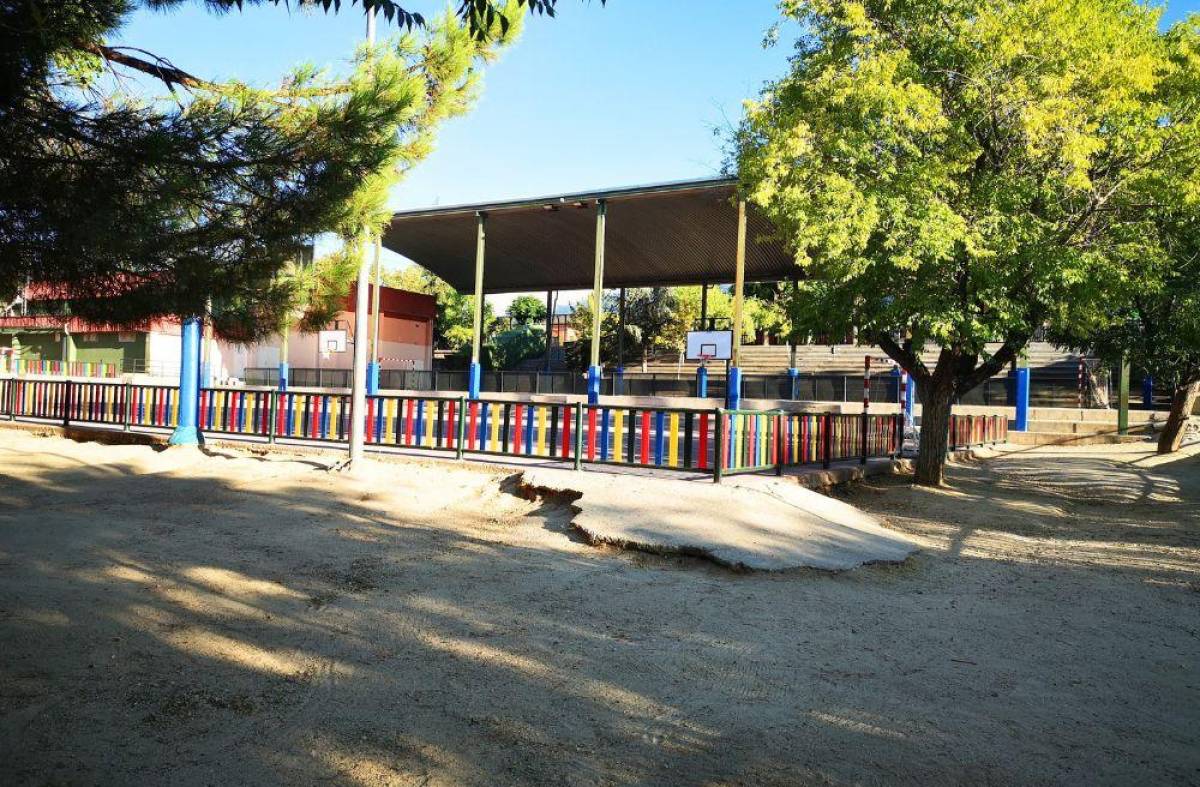 Desperfectos en el Colegio Federico García Lorca: exigen acciones urgentes al Ayuntamiento de Majadahonda