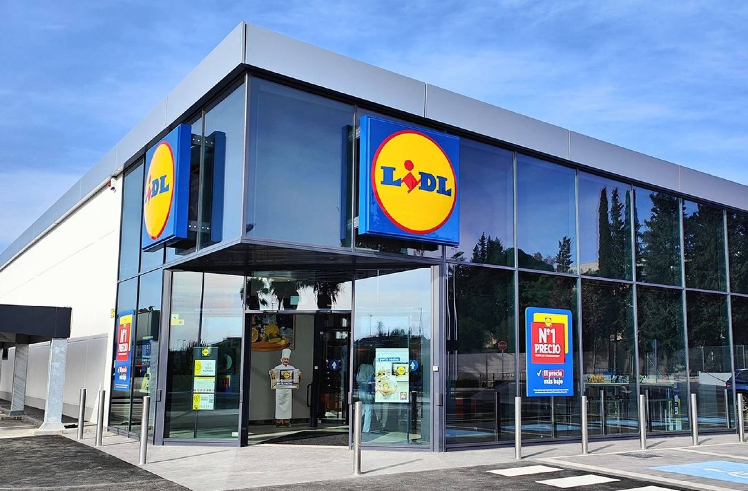 Lidl inaugura su segundo supermercado en Majadahonda 