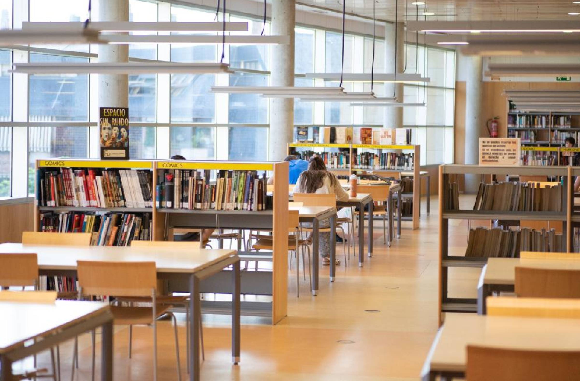 Majadahonda invertirá 320.000€ para ampliar la colección de libros, discos y películas de la Biblioteca Municipal Francisco Umbral