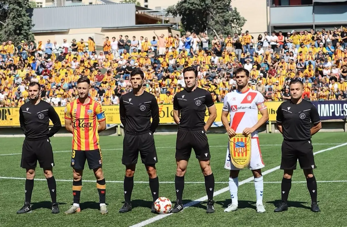 El Rayo Majadahonda sufre un ataque violento de los hinchas radicales tras su victoria contra el UE Sant Andreu