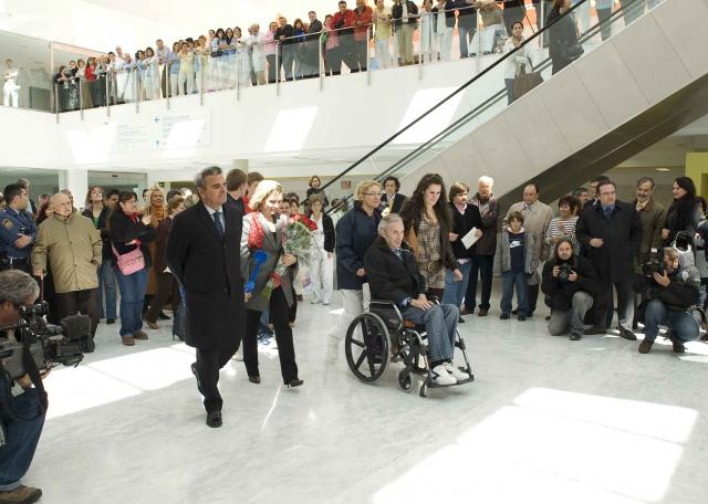 Jesús Neira recibe el alta en el Hospital Puerta de Hierro de Majadahonda