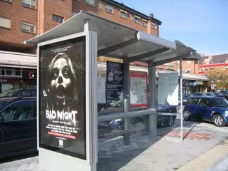 Majadahonda ya cuenta con las primeras marquesinas adaptadas a personas con discapacidad
