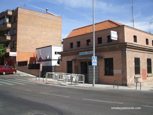 La Policía Local detiene a un joven como presunto autor de un delito contra la salud pública en las inmediaciones de un centro escolar

