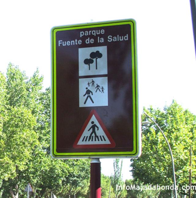 El Ayuntamiento mejora la señalética de las vías públicas de Majadahonda