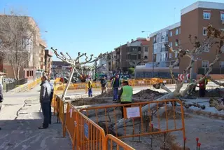 Empresarios y vecinos reclaman "medidas urgentes" al Ayuntamiento ante la peatonalización