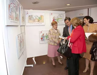 Majadahonda acoge la exposición de viñetas de Guillermo Summers Familia e infancia en la Comunidad de Madrid
