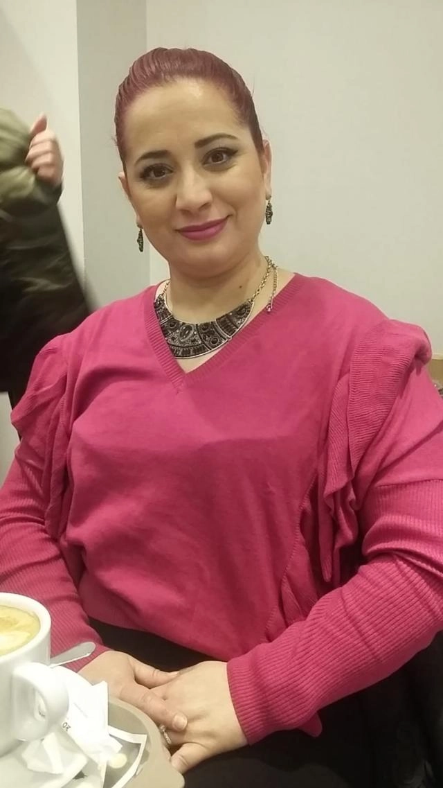Hola muy buenas
Me llamo Hafi