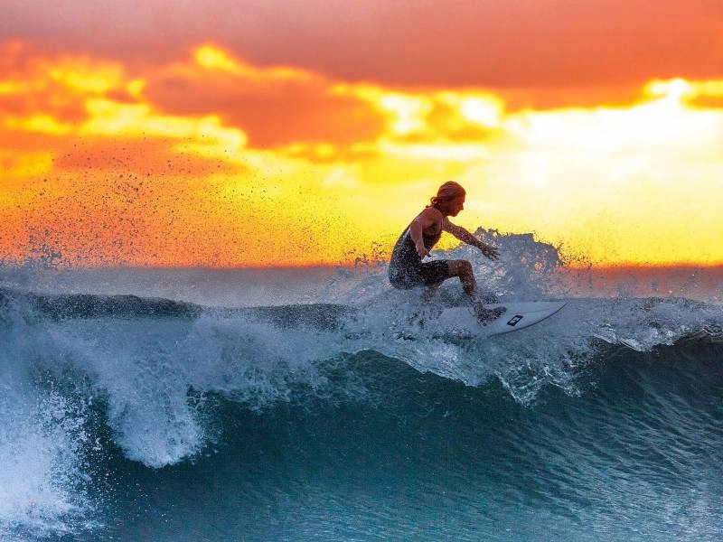 Surf en grupo fines de semana