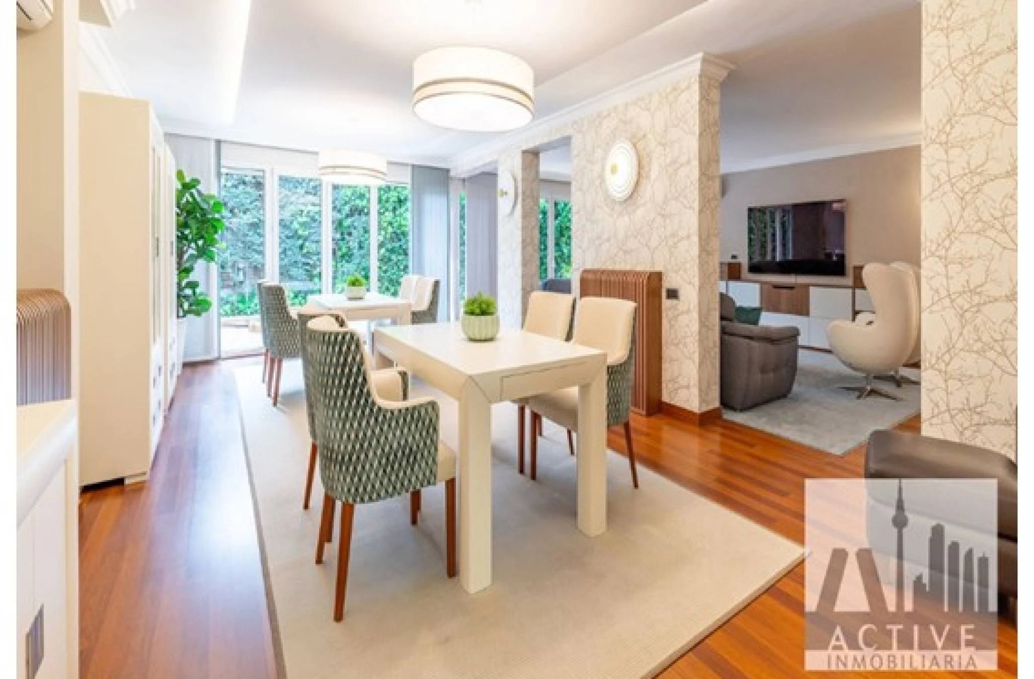 Chalet pareado en venta en calle Mar Adriático