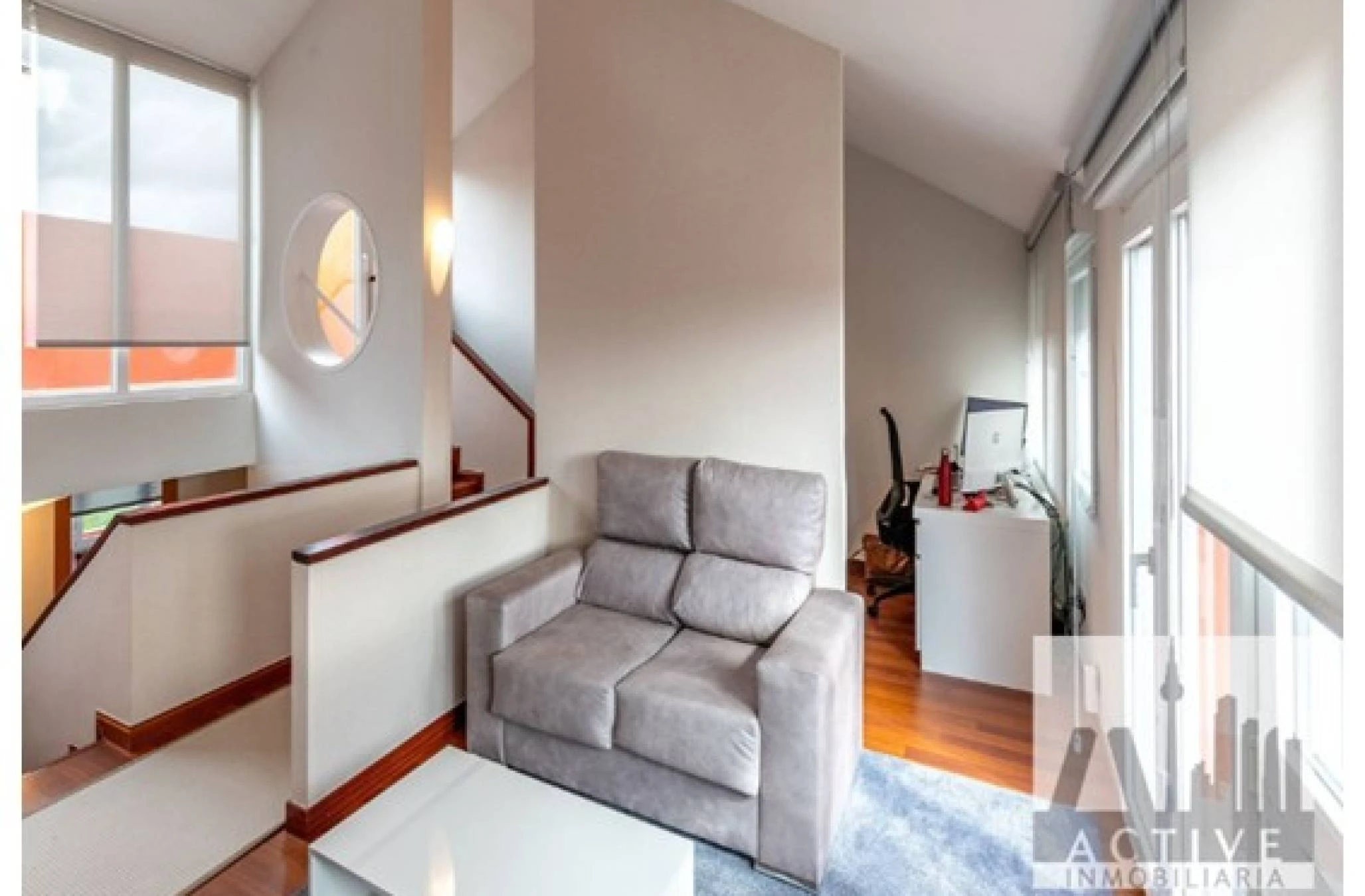 Chalet pareado en venta en calle Mar Adriático