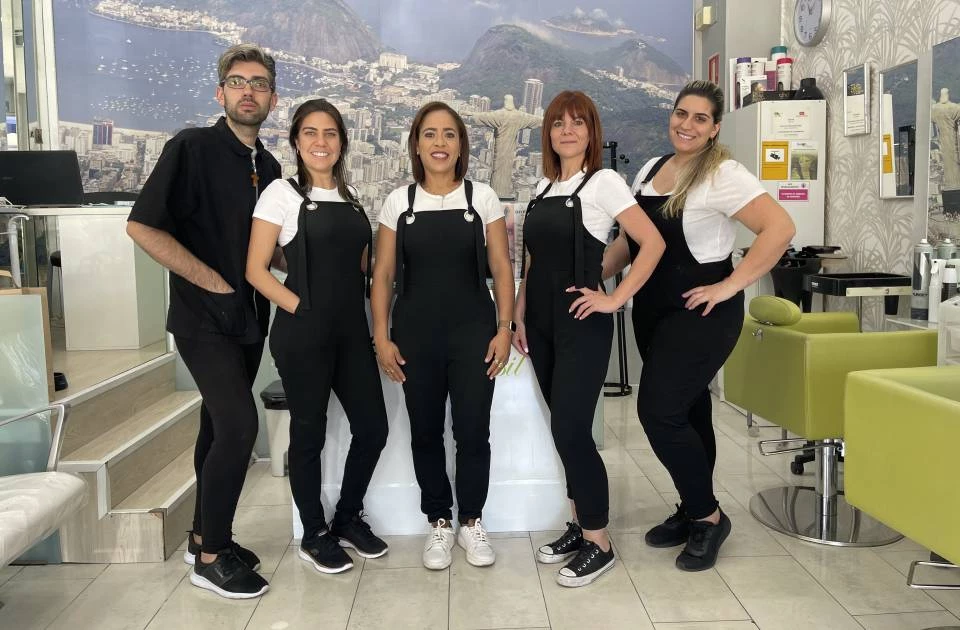 Oficial de Peluquería 