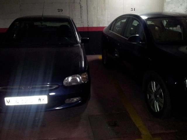 Vendo plaza de garaje en buen estado. Con mando a distancia y de fácil maniobra. Entrada por calle Soria y salida por calle Jaboneria.